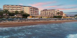 Aska Just In Beach Hotel